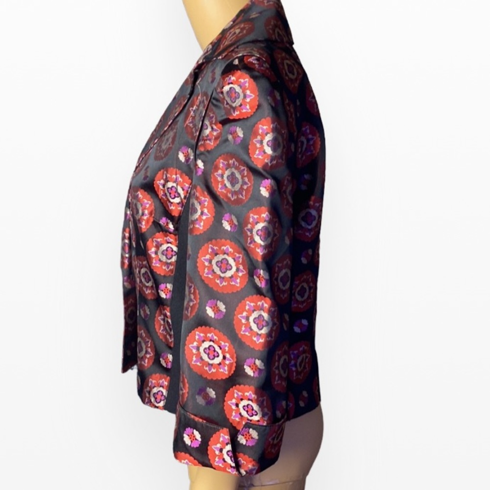 DIANE VON FURSTENBERG
Silk Floral Print Blazer Size 12 - Picture 5 of 11